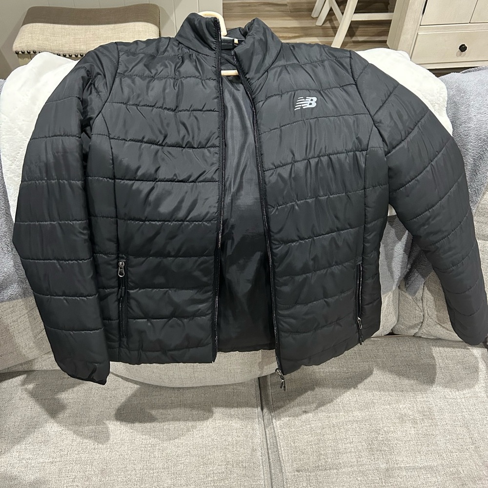 New Balance Coat View 3